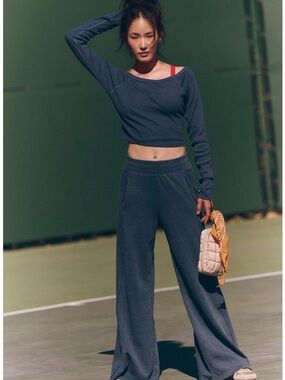 Free People - Set (top and bottoms) Go To Long Sleeve and wide leg sweats Set